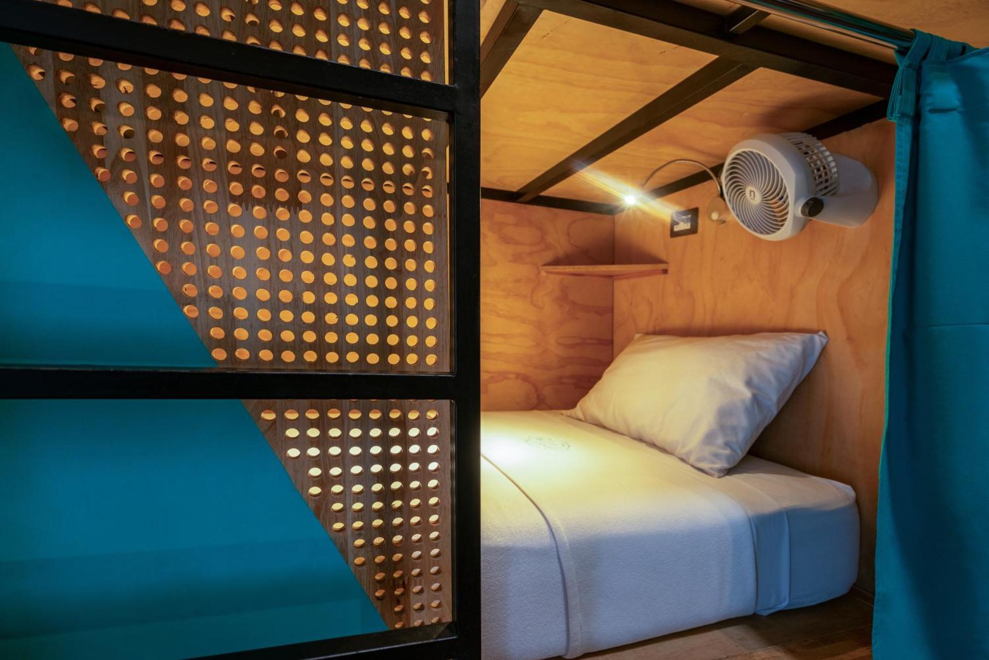 Adra Hostel Antigua Екстериор снимка
