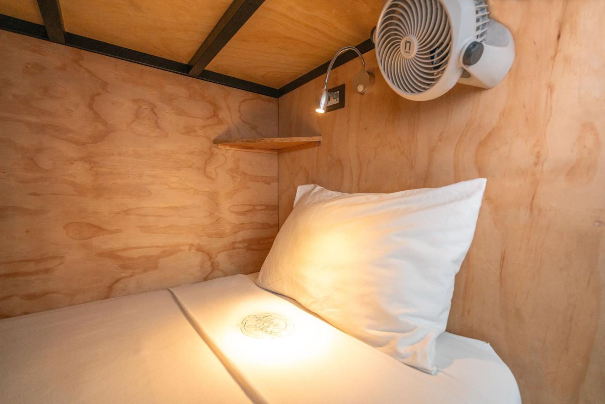 Adra Hostel Antigua Екстериор снимка